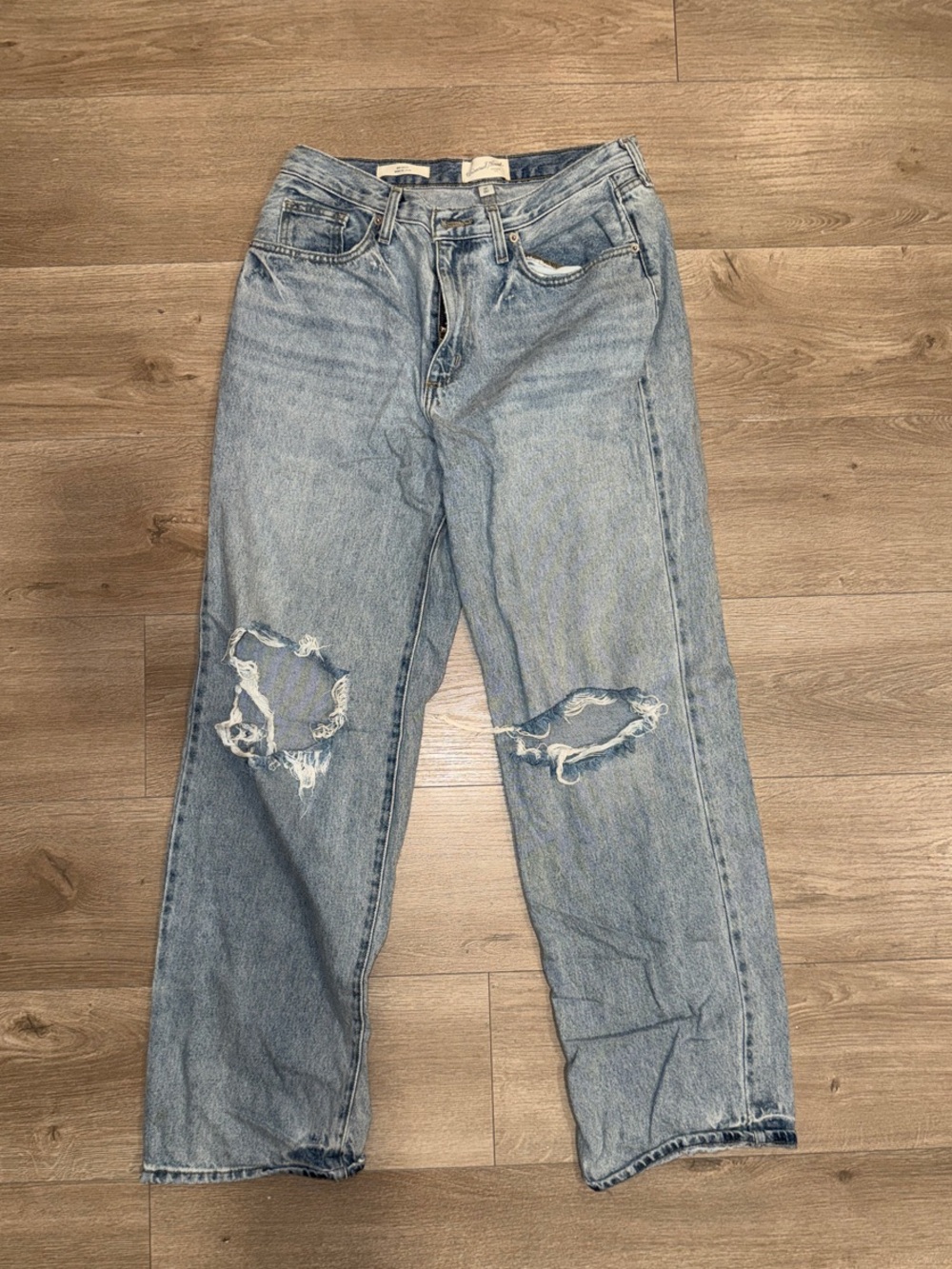 Universal Thread Light Wash Distressed Boyfriend Jeans